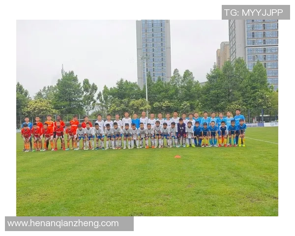 激情四溢的抢夺足球游戏体验让你感受团队合作与竞技乐趣的完美结合